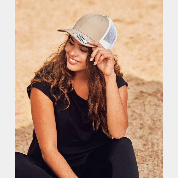 Retro trucker 2-tone (6606T) Thumbnail