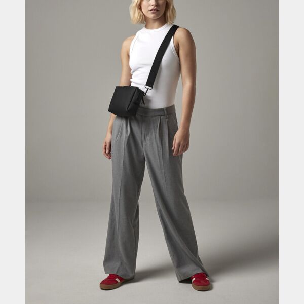 Matte PU cross-body bag Thumbnail