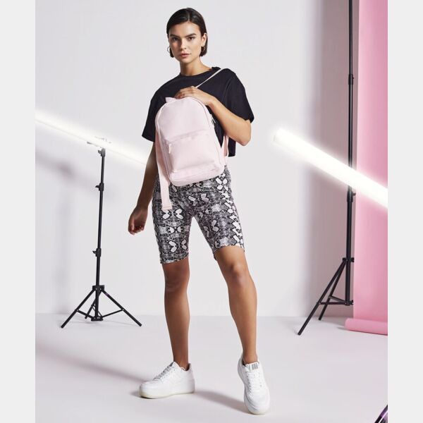 Mini essential fashion backpack Thumbnail