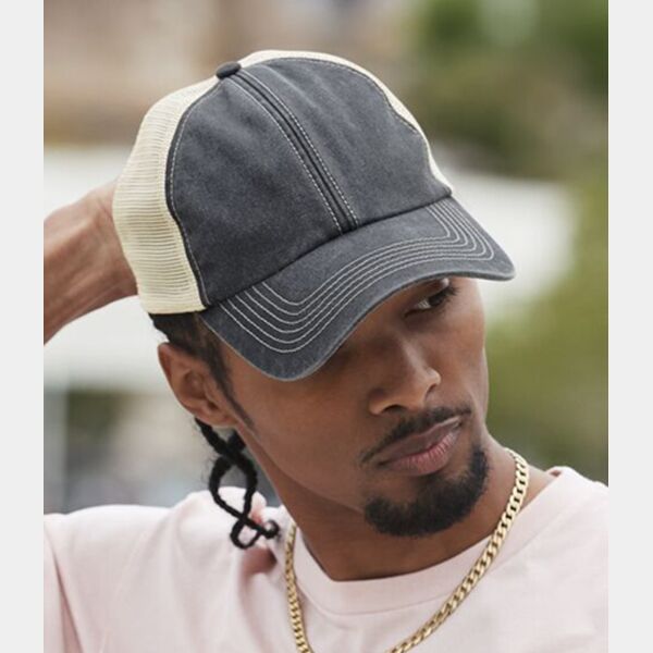 Beechfield 6 Panel Vintage Trucker Cap Thumbnail