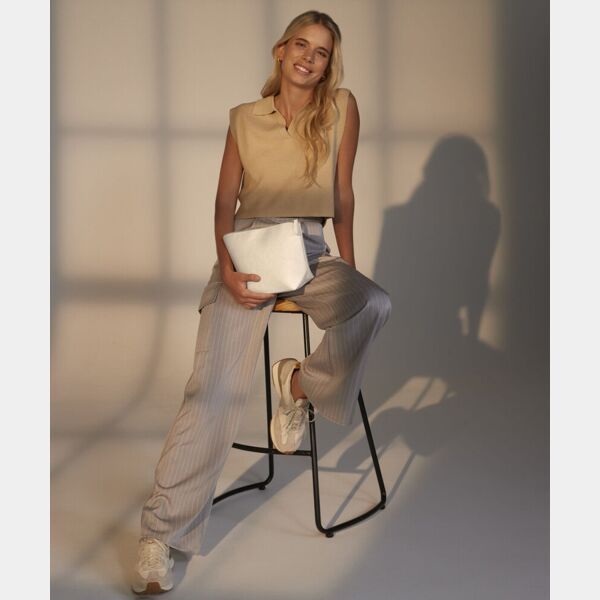 Felt accessory bag Thumbnail