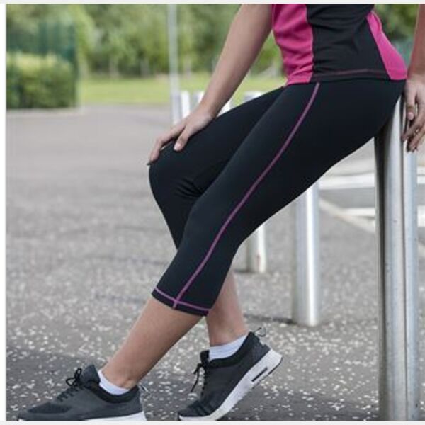 Girlie cool capri PREMIUM PRODUCT Thumbnail